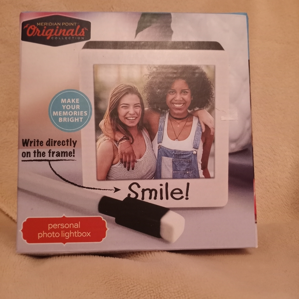 Photo box.